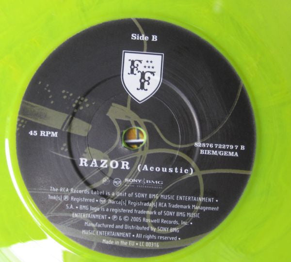 Foo Fighters : DOA (7", Single, Yel)