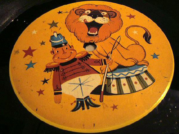 Ride : Leave Them All Behind (12", Single)