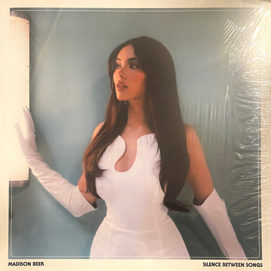 MADISON BEER - Silence Between Songs (NM/NM) Vinyl JWrayRecords